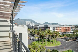 Executive Suite, 1 King Bed, Mountain View | Balcony view - Colosseum Hotel (Cape Town)