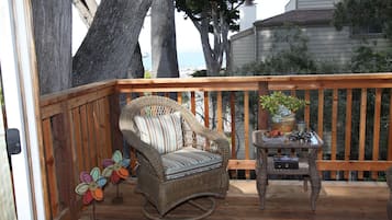 Deluxe Cottage (Tumtum Tree) | Balcony