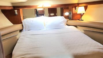 Δωμάτιο (Staycation) | Σίδερο/σιδερώστρα, δωρεάν Wi-Fi, κλινοσκεπάσματα