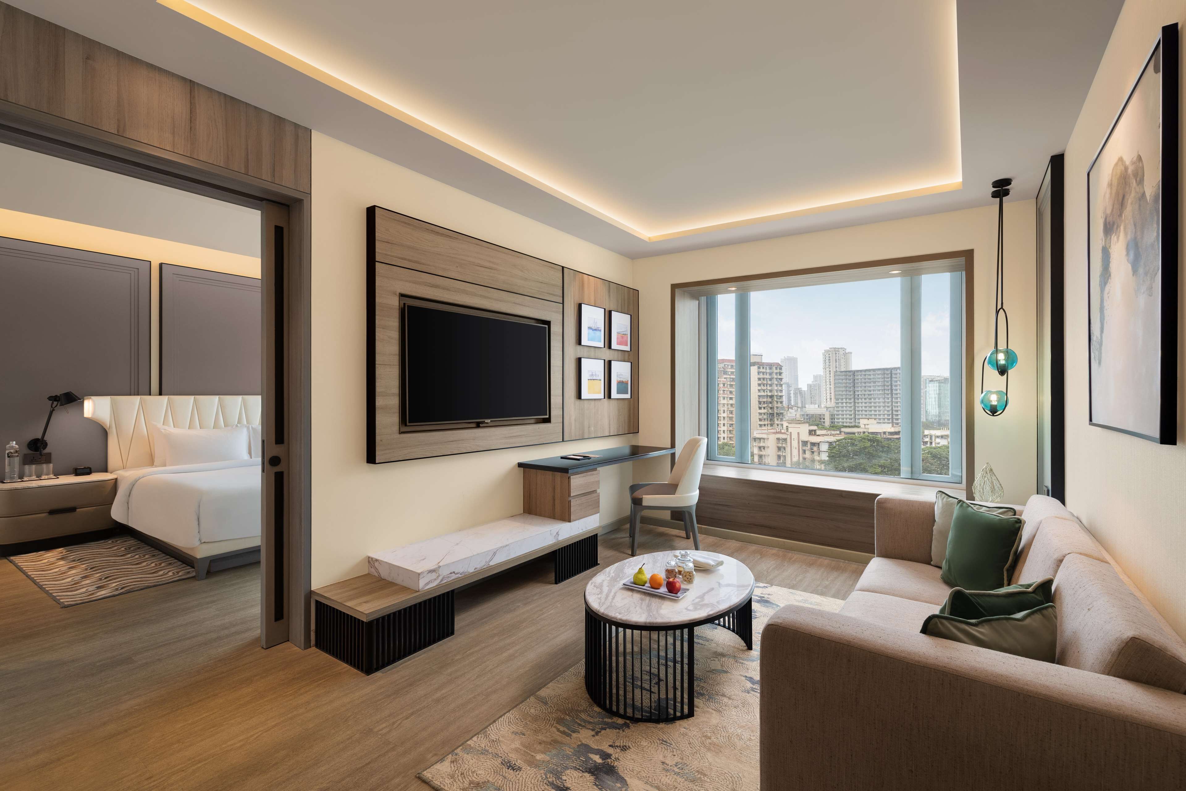 Suite, 1 Bedroom | Premium bedding, minibar, in-room safe, desk