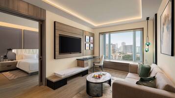 Suite, 1 Bedroom | Premium bedding, minibar, in-room safe, desk