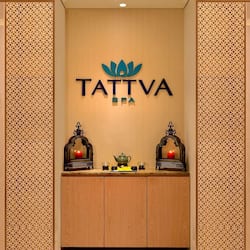 Couples treatment room(s), steam room, body treatments, hydrotherapy