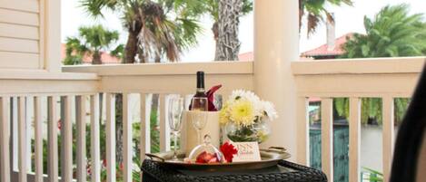 Superior-huone, 1 keskisuuri parisänky, parveke | Minibaari (osa tuotteista ilmaisia), äänieristys, ilmainen Wi-Fi