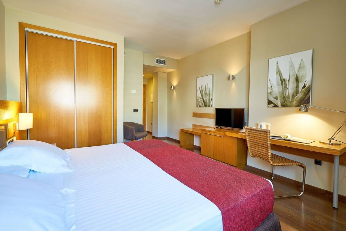 Ropa de cama hipoalergénica, edredón y minibar