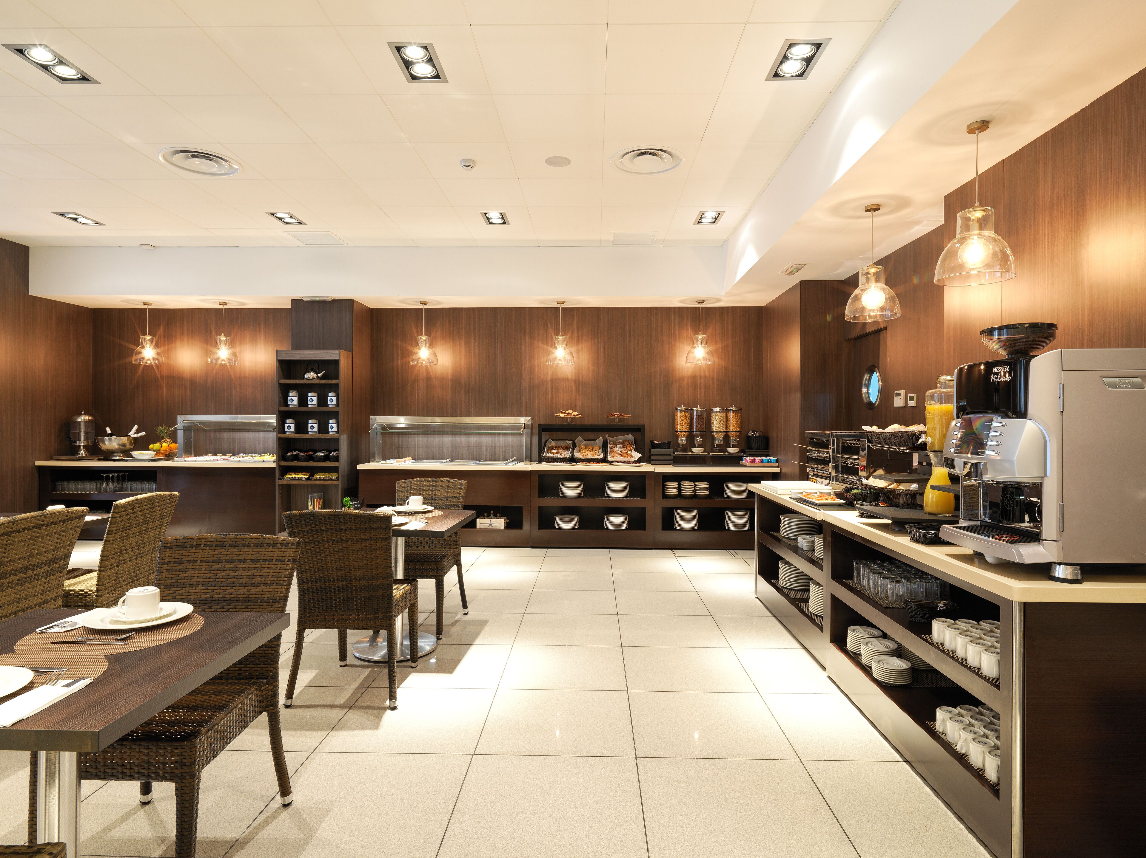 Daily buffet breakfast (EUR 15 per person)