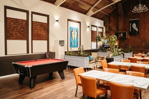Billiards - Auckland City Hotel (Auckland)