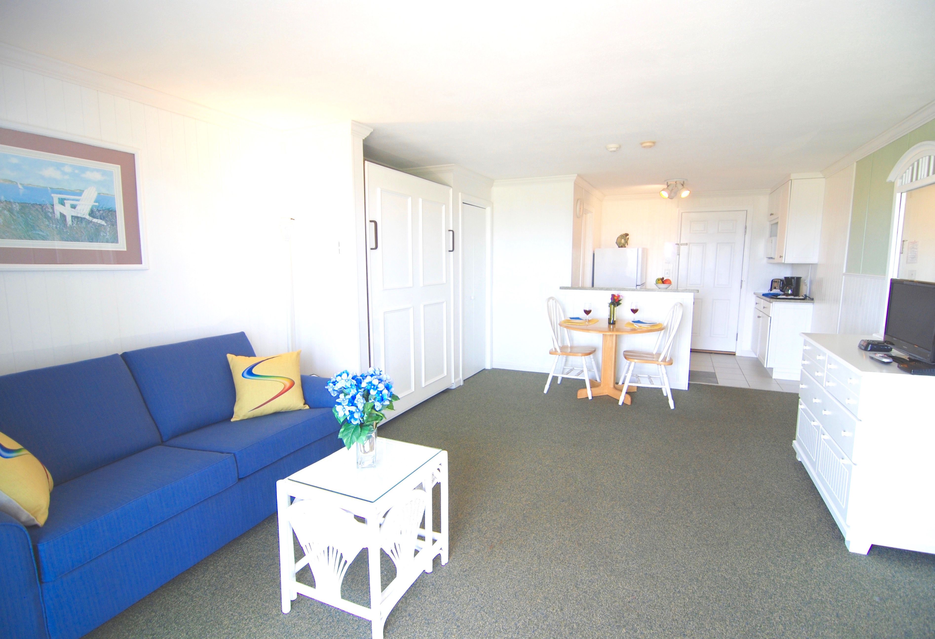 Oceanfront Studio with Balcony | Laptopgeeigneter Arbeitsplatz, Verdunkelungsvorhänge
