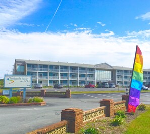 Property entrance - Sandcastle Resort and Club (Provincetown)