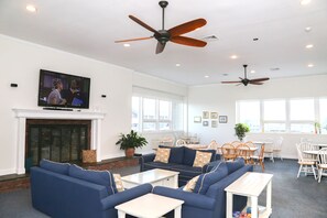 Interior - Sandcastle Resort and Club (Provincetown)