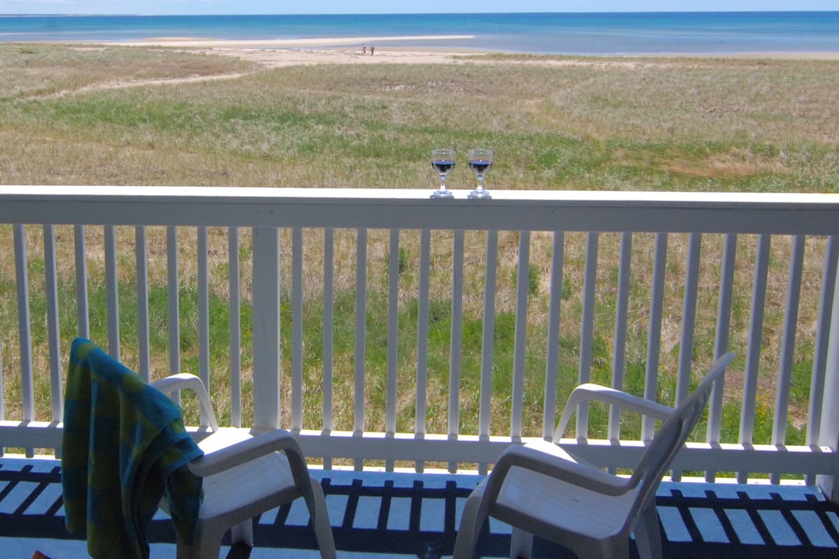 Beach/ocean view