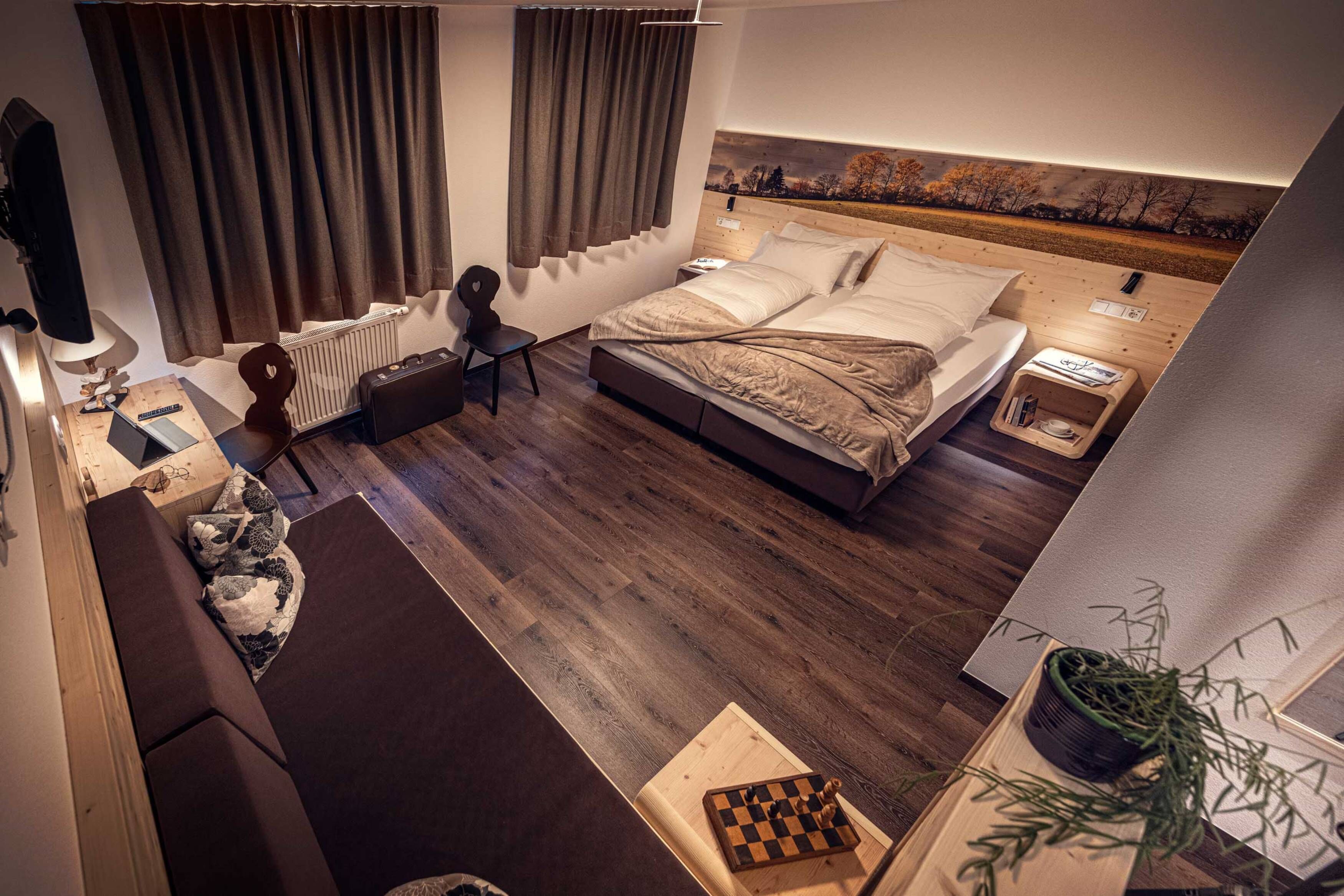 Juniorsuite mit Panoramablick (Pepi) | Schreibtisch, kostenloses WLAN, Bettwäsche