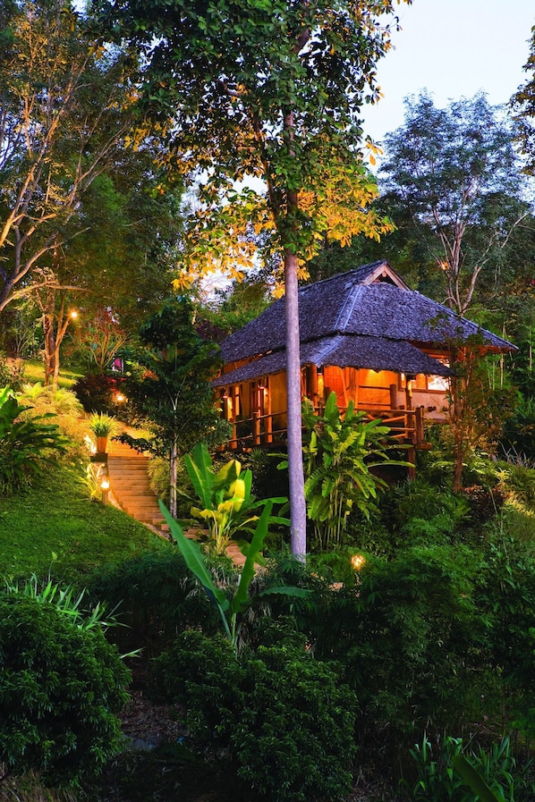 Enceinte de lâhĂ©bergement