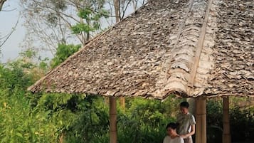 Thai massages, massage/treatment rooms, massages