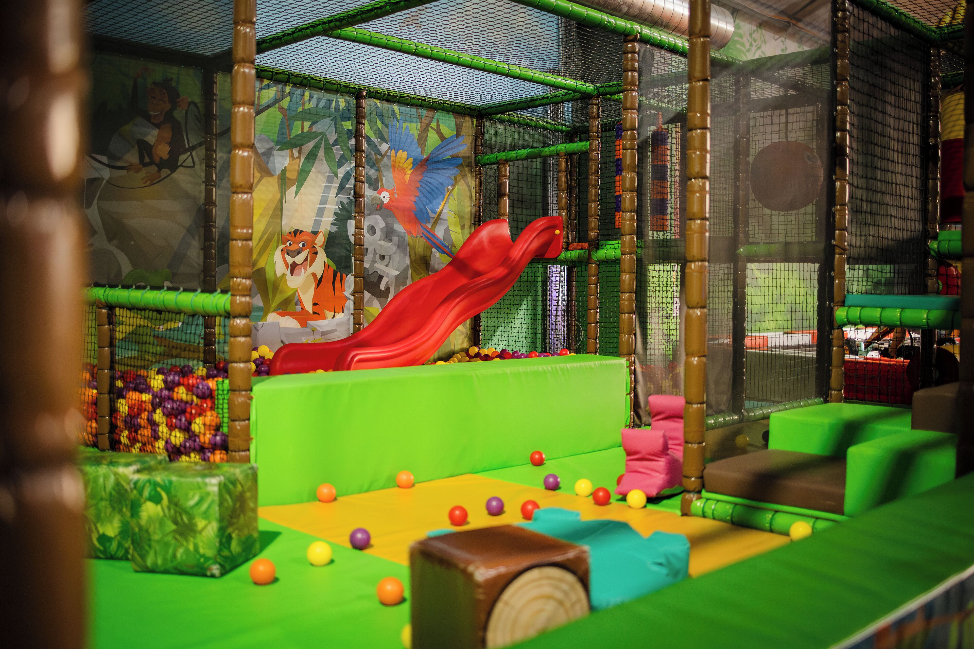 children’s play area – indoor