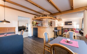 Bar (on property) - Boutique Hotel Am Park (Valdaora)