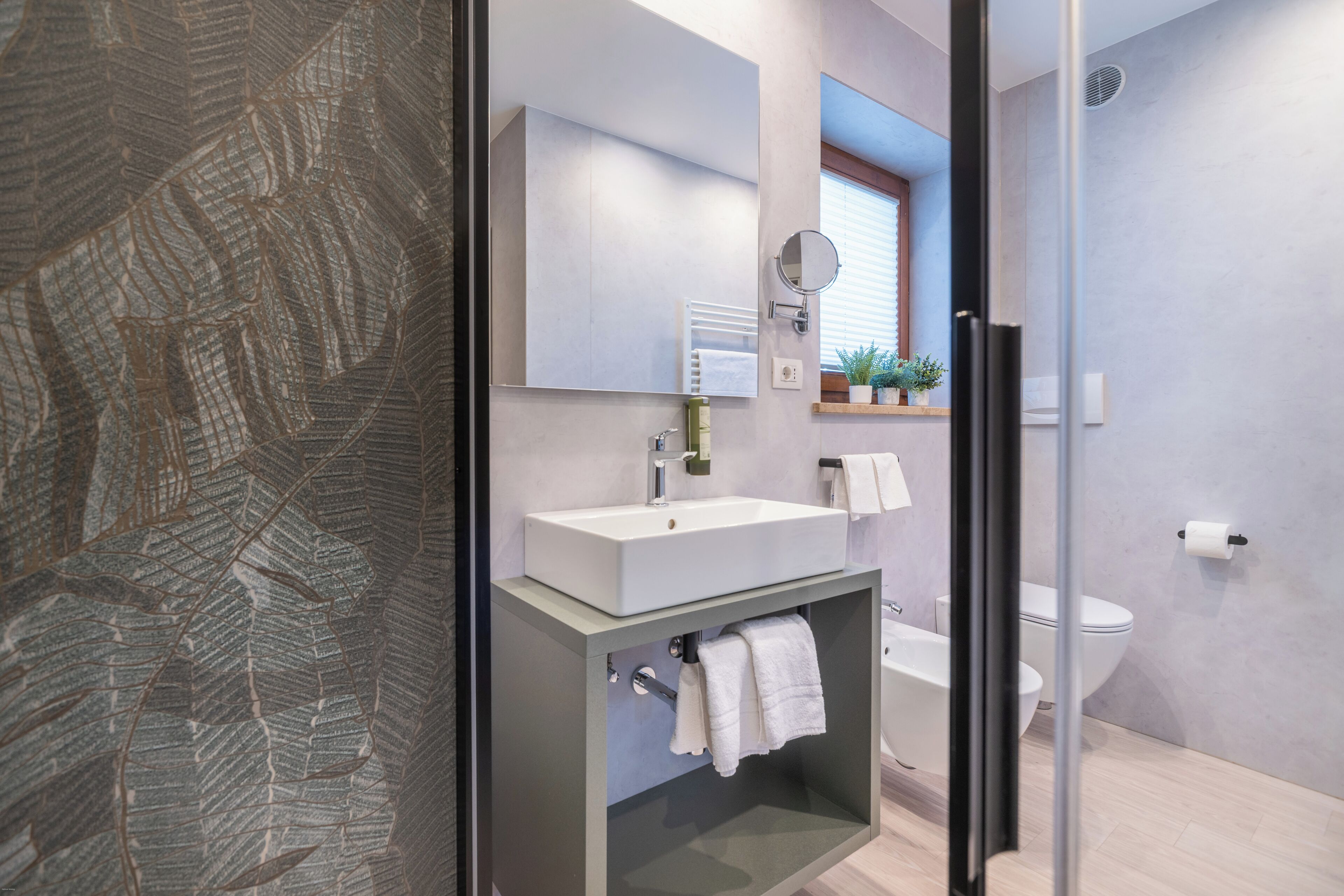 double room superior panorama | bathroom | shower, eco-friendly toiletries, hair dryer, bidet