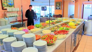 Buffet - Yaztur Hotel (Istanbul)