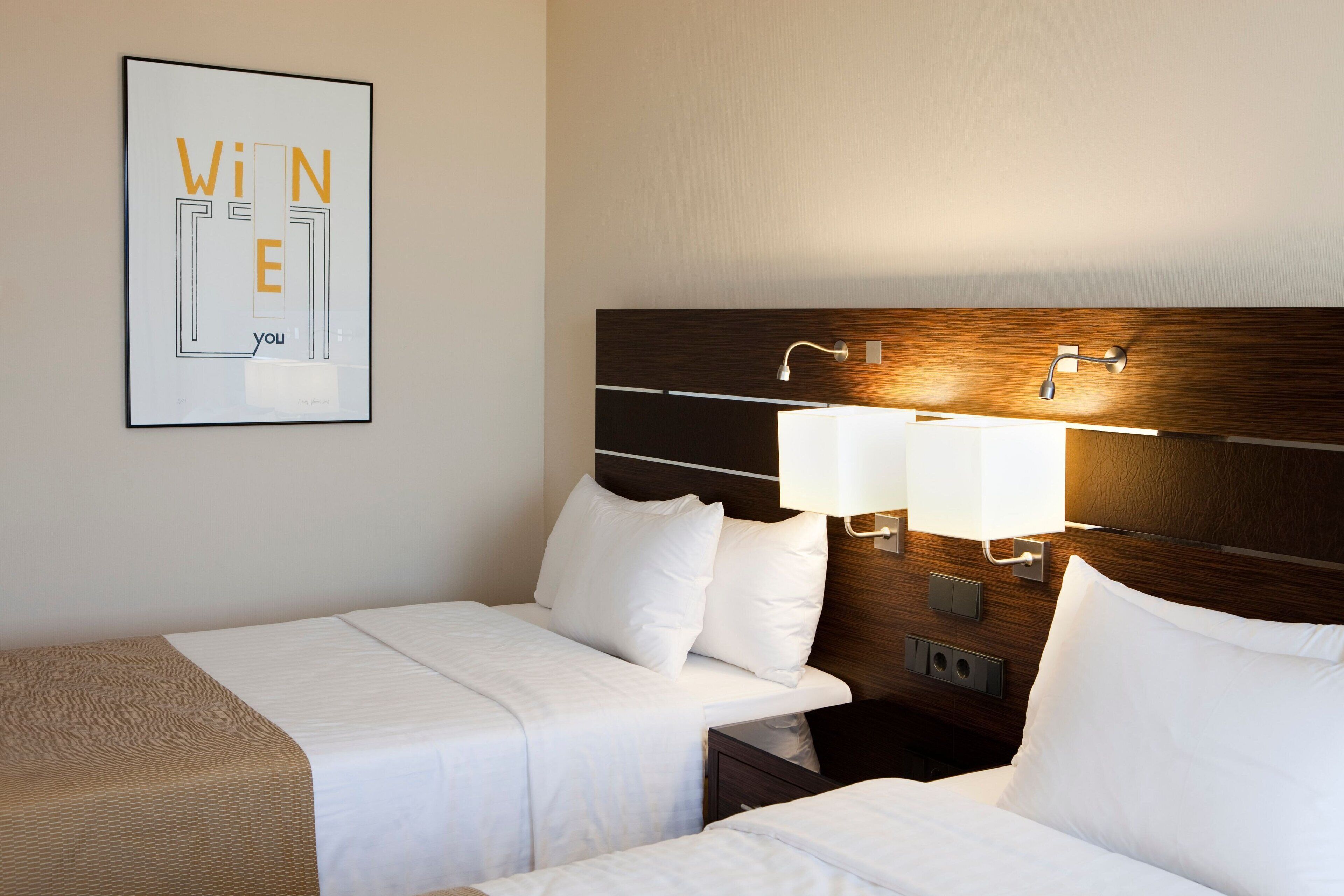 1 bedroom, hypo-allergenic bedding, minibar, in-room safe