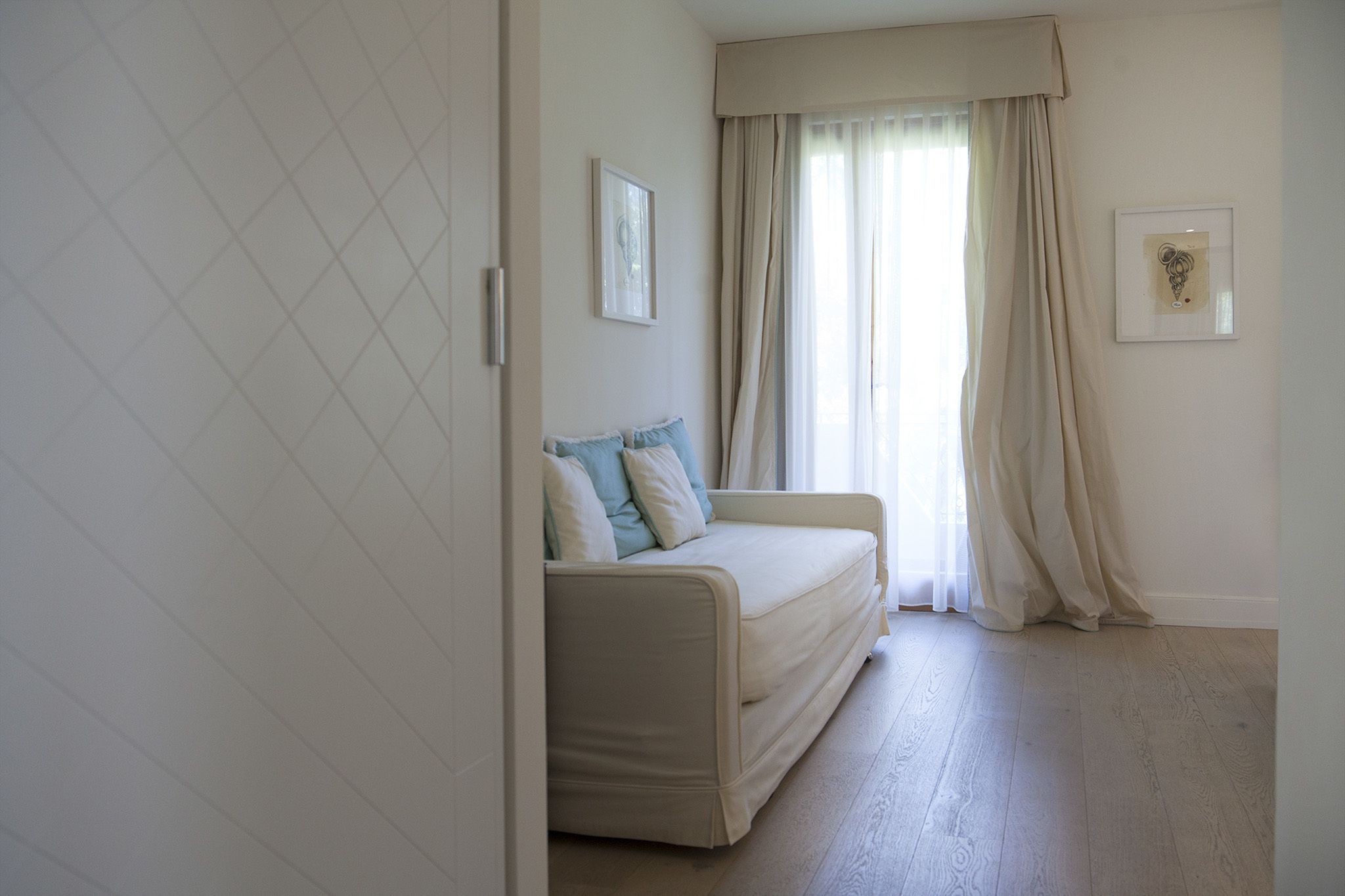 2 connecting rooms | down duvets, minibar, in-room safe, individually decorated