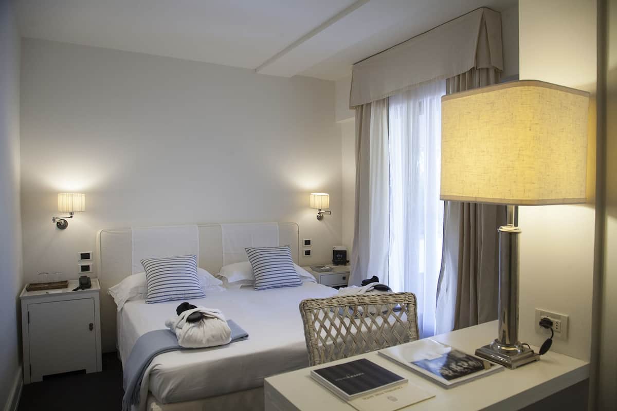 standard double room | down duvets, minibar, in-room safe, individually decorated