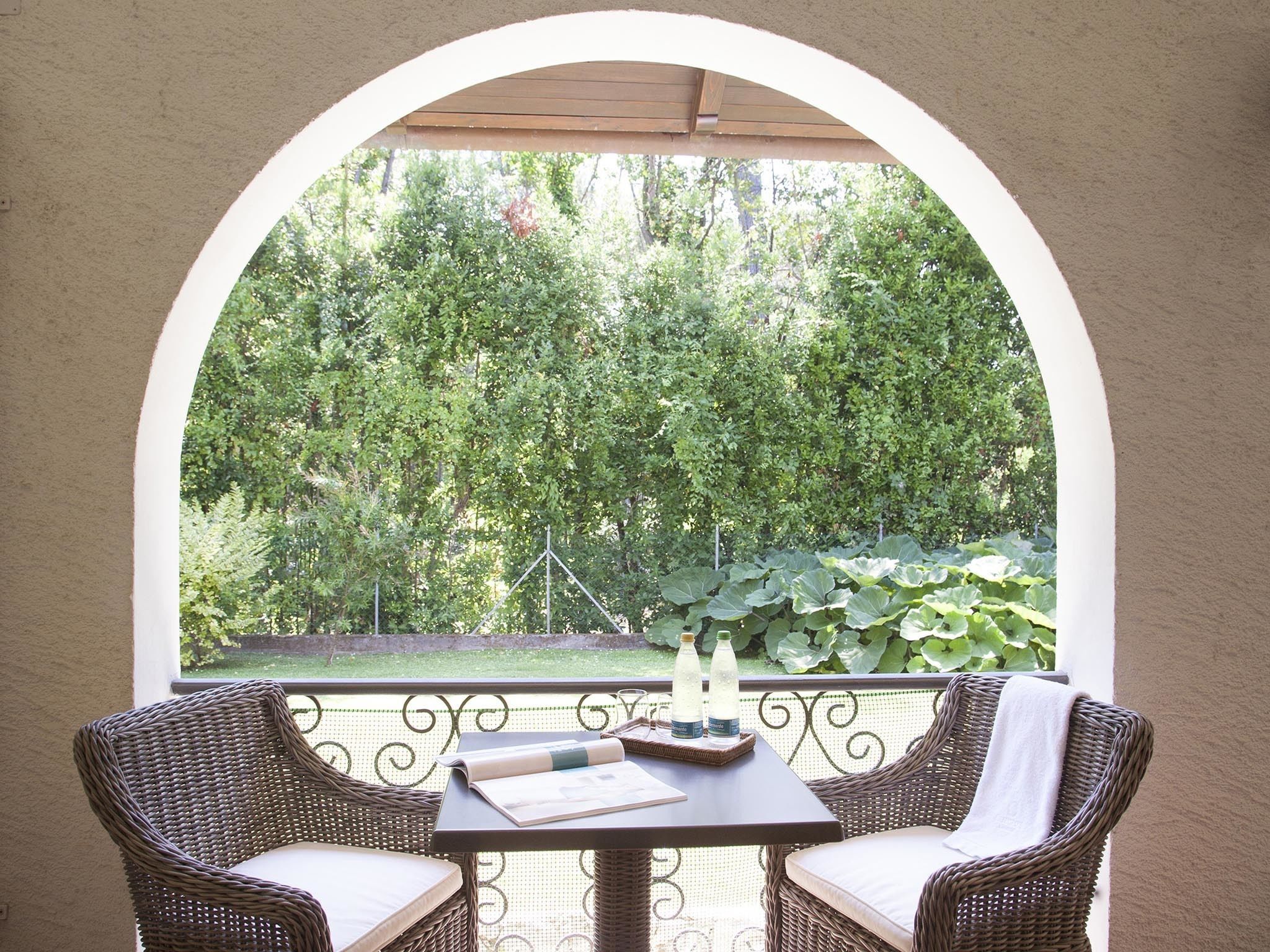 deluxe triple room | balcony