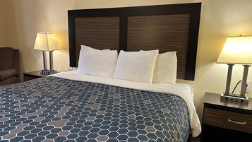 Ropa de cama de alta calidad, escritorio y cortinas blackout