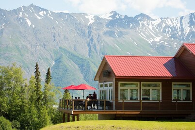 Alaska Glacier Lodge
