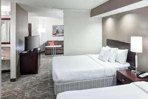 Suite, 1 Schlafzimmer | Italienische Bettbezüge von Frette, Zimmersafe, Schreibtisch