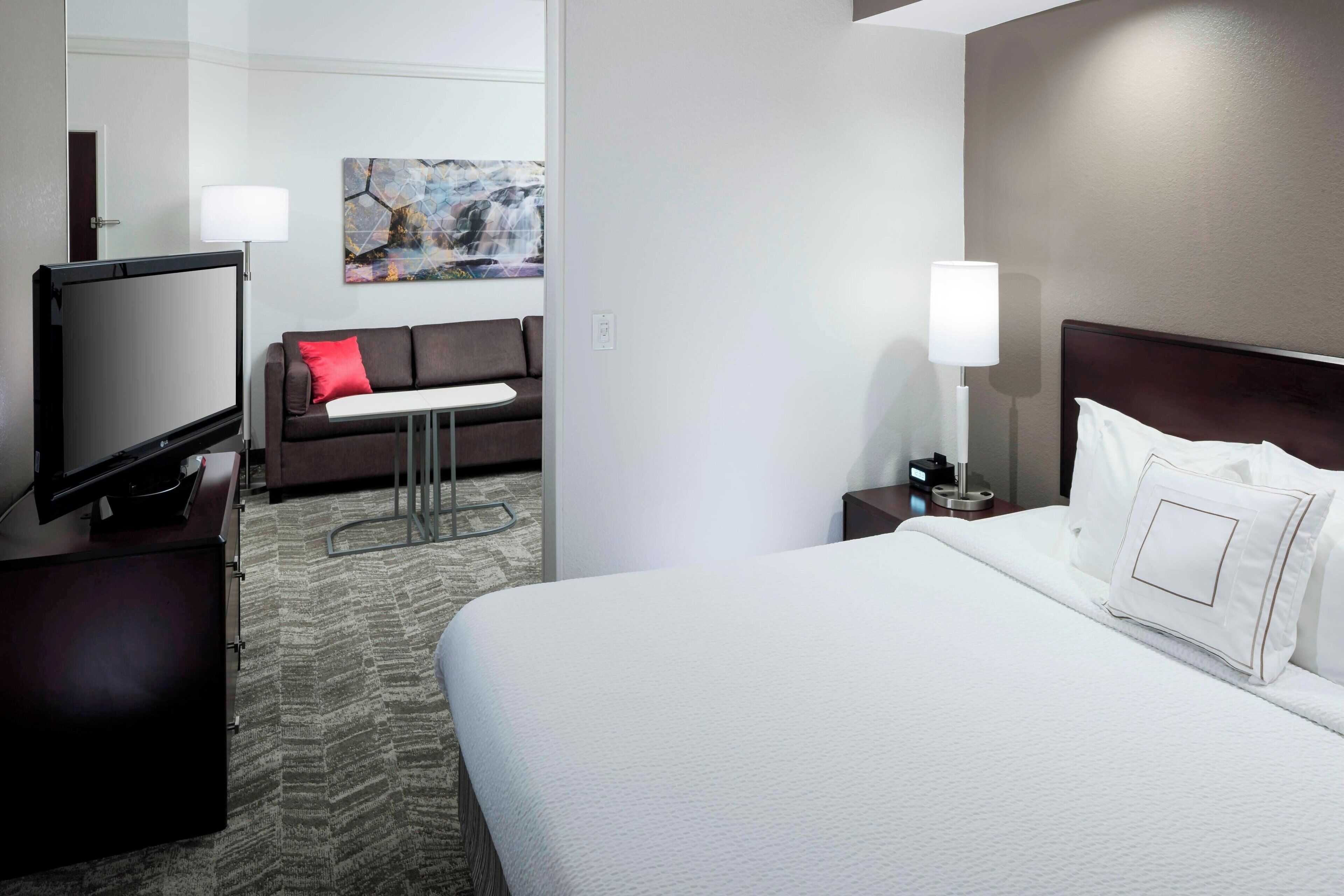 Suite, 1 Bedroom | Frette Italian sheets, in-room safe, desk, iron/ironing board