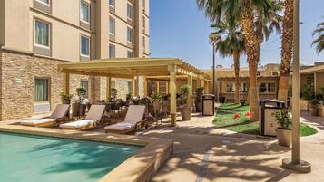 Seasonal outdoor pool, sun loungers
