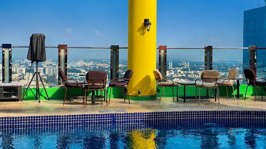 Oryx Hotel