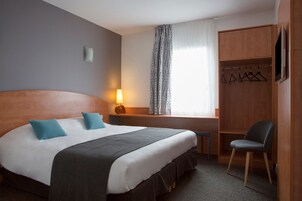 Desk, laptop workspace, soundproofing, iron/ironing board