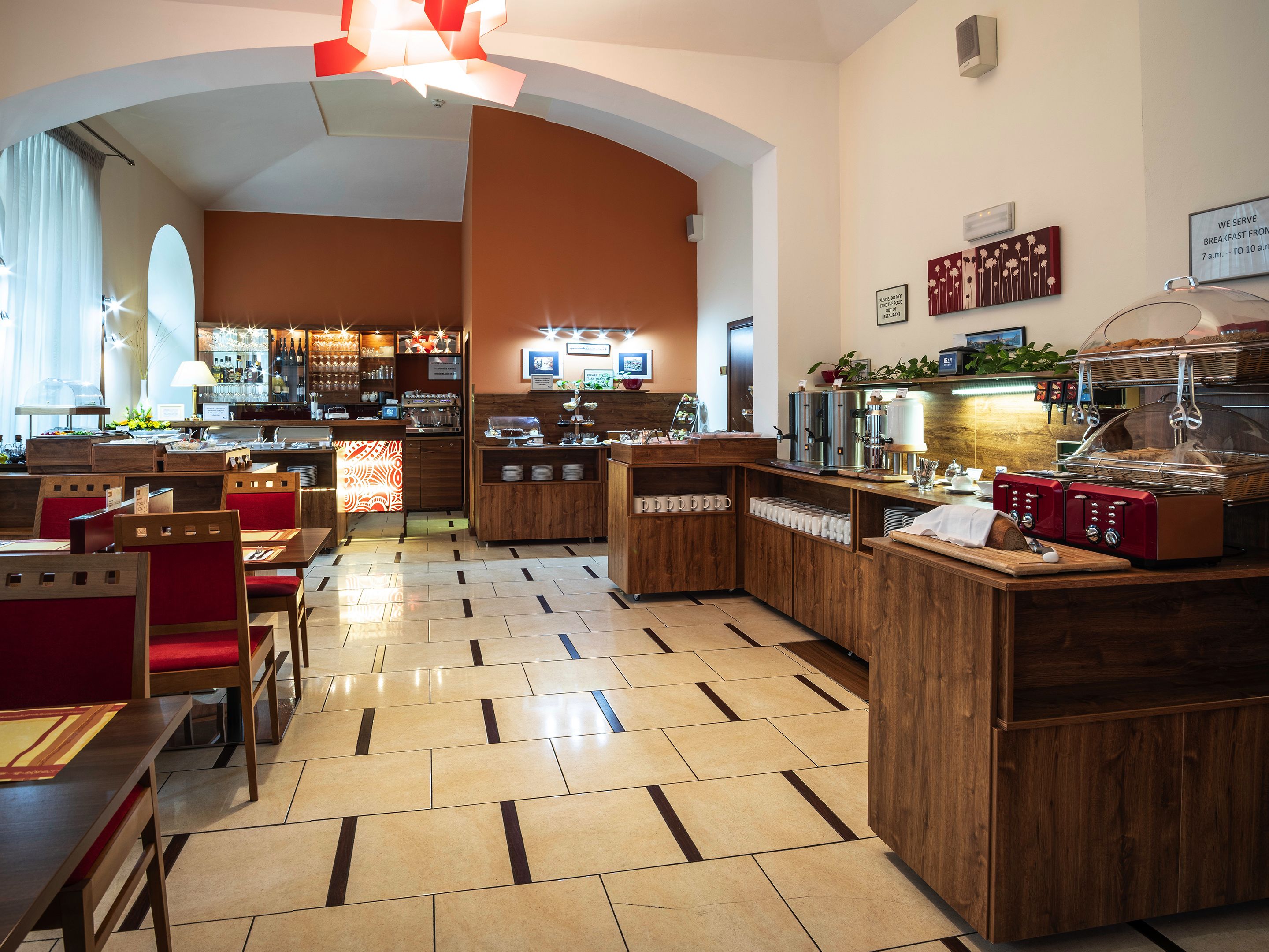 daily buffet breakfast (czk 315 per person)