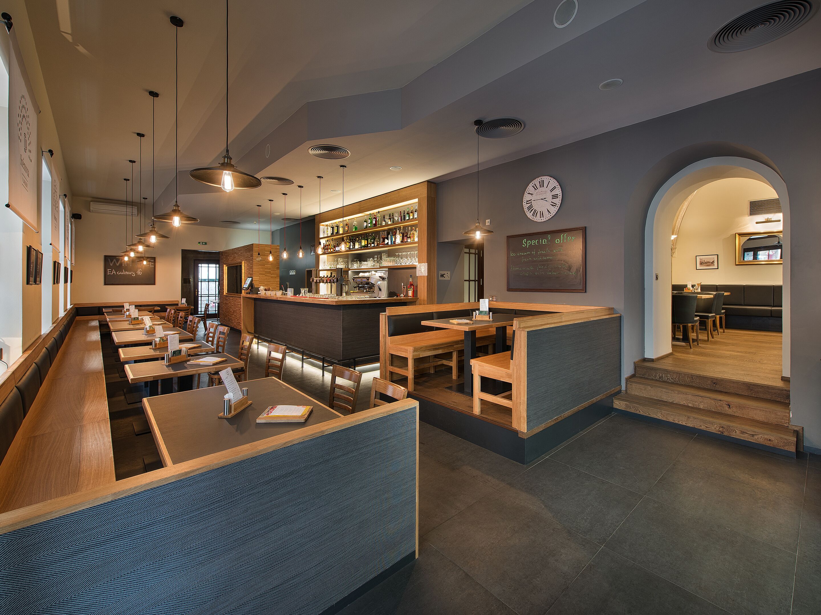 Lunch and dinner served, local and international cuisine