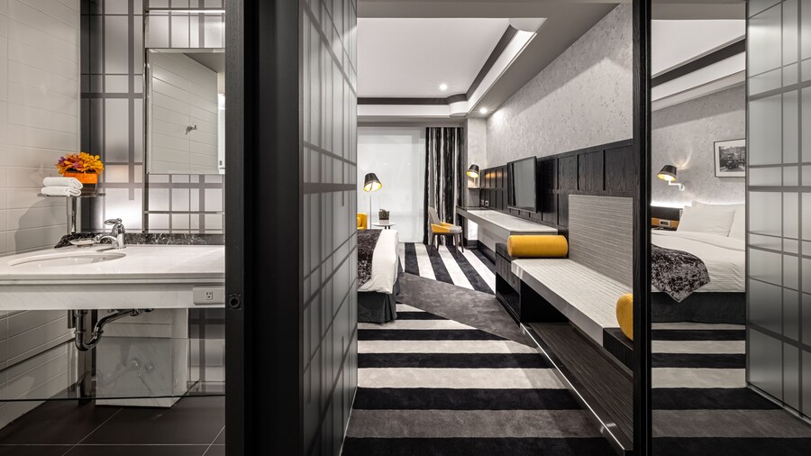 Grand Victoria Hotel