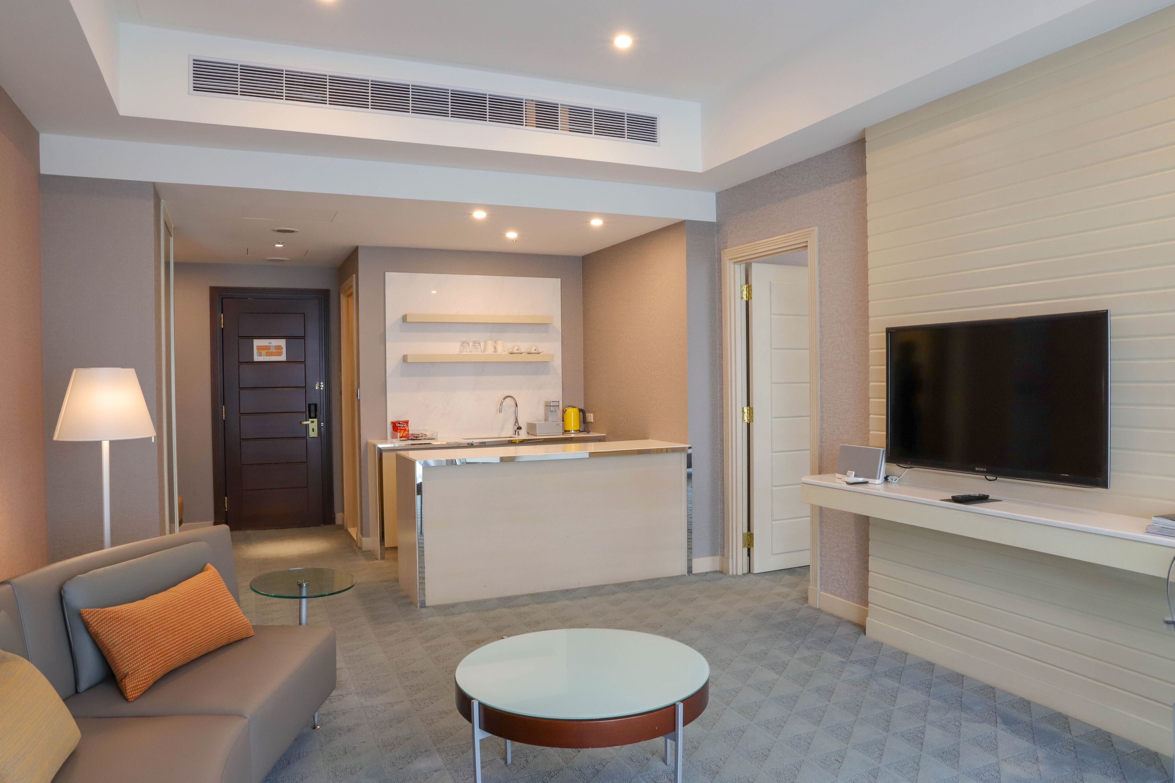 Photo - Grand Victoria Hotel