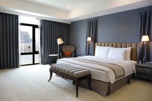 Premier Room | Premium bedding, down comforters, pillowtop beds, minibar - Grand Victoria Hotel (Taipei)