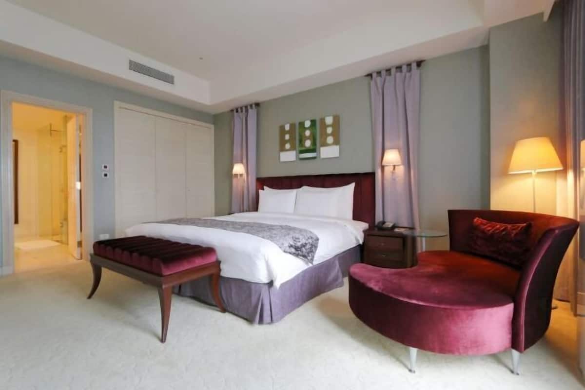 Luxe beddengoed, donzen dekbedden, pillowtop-bedden, een minibar