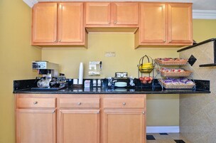 Café da manhã continental grátis todos os dias