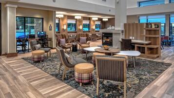 Lobby lounge