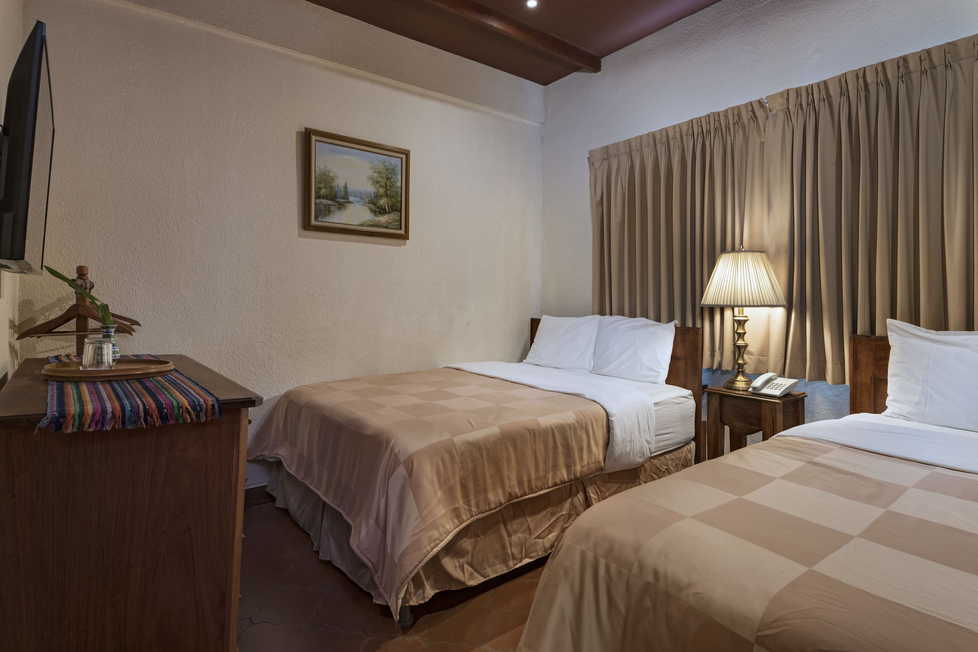 standard room | 1 bedroom, in-room safe, desk, blackout curtains