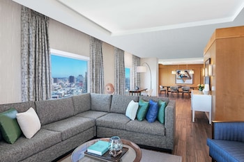 Suite, 1 King Bed | Living area | 55-inch LCD TV with cable channels, TV, Netflix at Hilton San Diego Bayfront