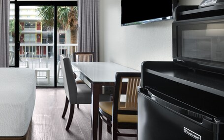 Captain's Quarters Resort - Image 35