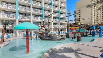 Indoor pool, 3 outdoor pools