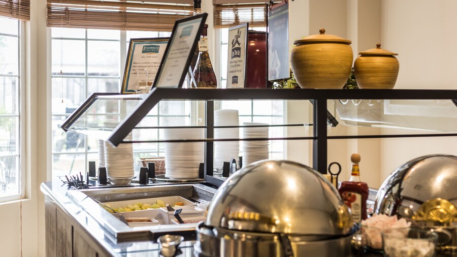 Staybridge Suites Austin Airport by IHG