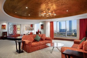 Couette en duvet d'oie, minibar, coffres-forts dans les chambres, bureau