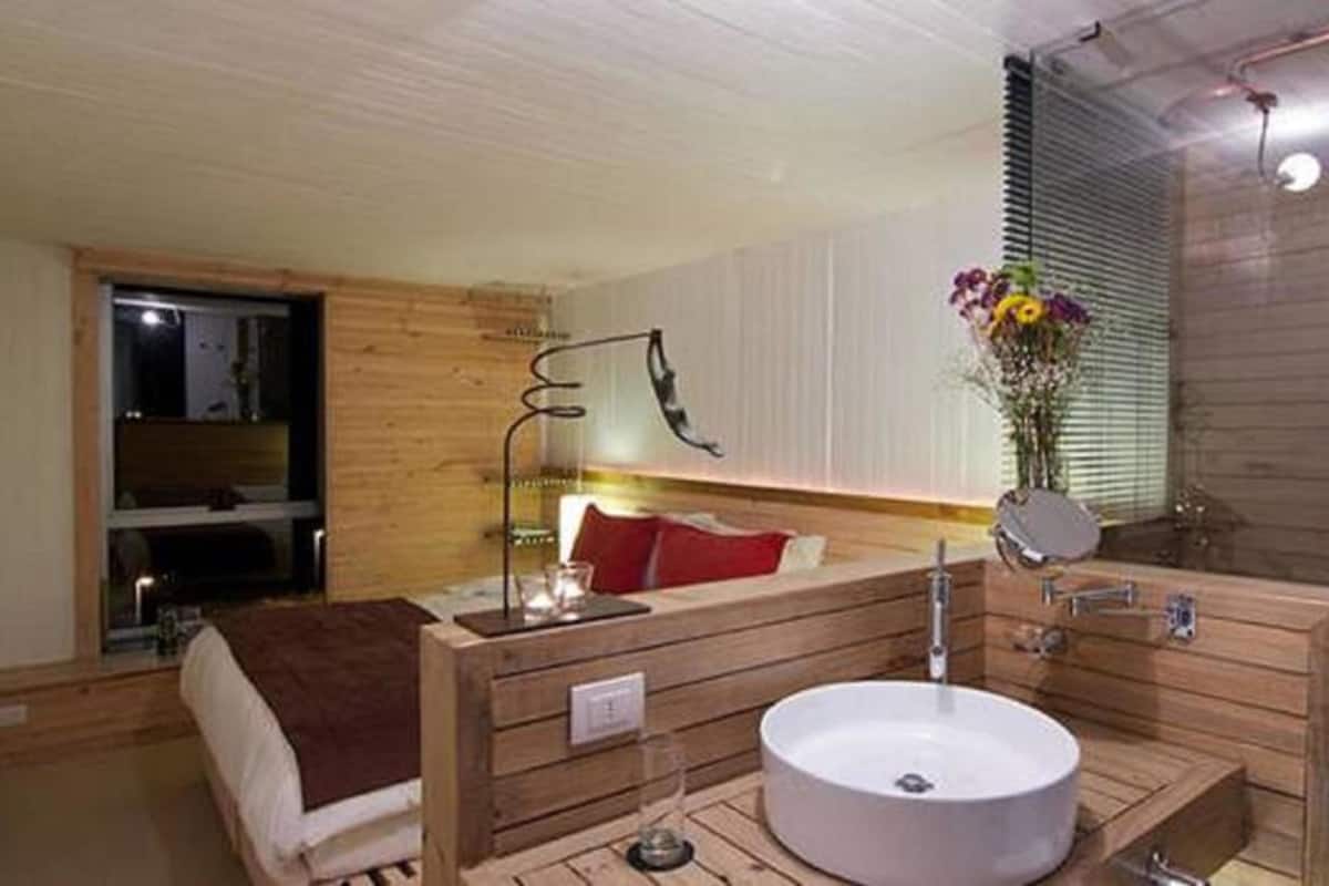 Chambre Double Supérieure | Literie de qualité supérieure, couette en duvet d'oie, minibar