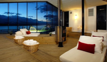 Body treatments, 1 treatment room, massages