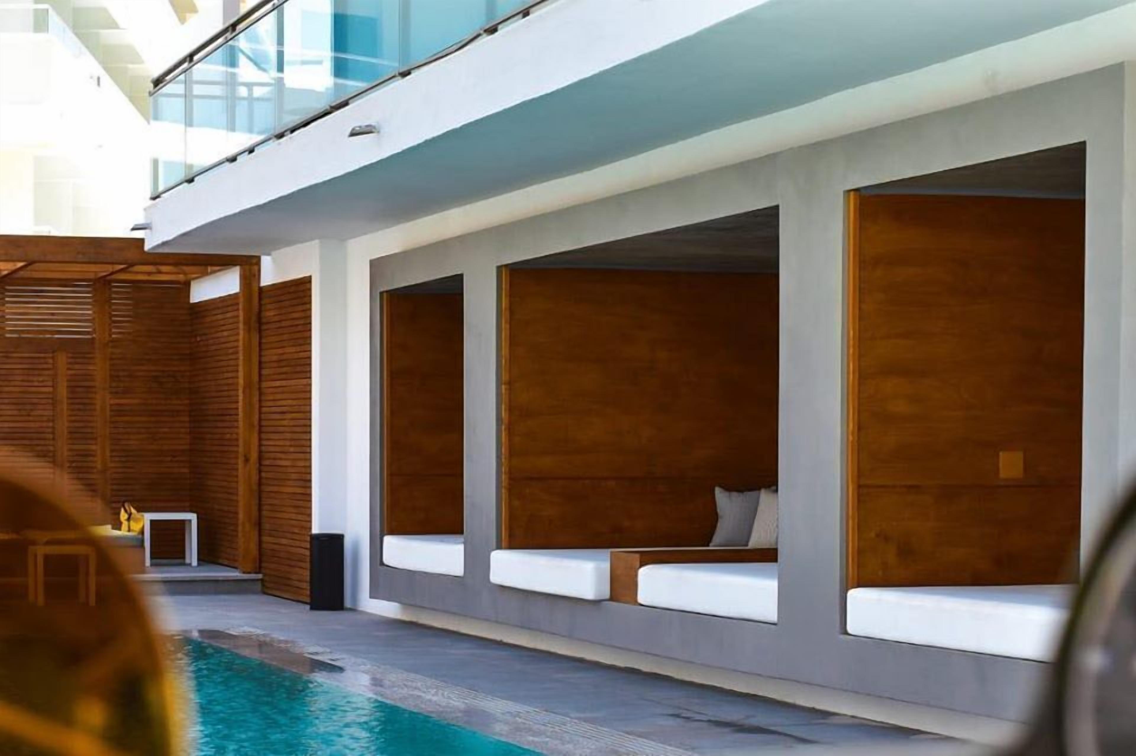 Photo - Manousos City Hotel