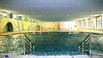 2 piscinas techadas